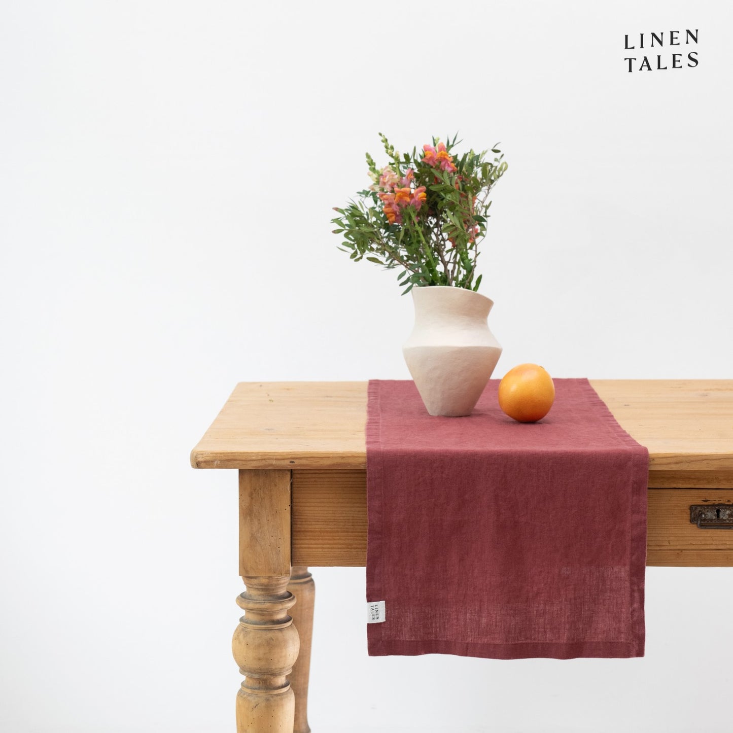 Table Runners 40x200 (MOQ Sets of 3)