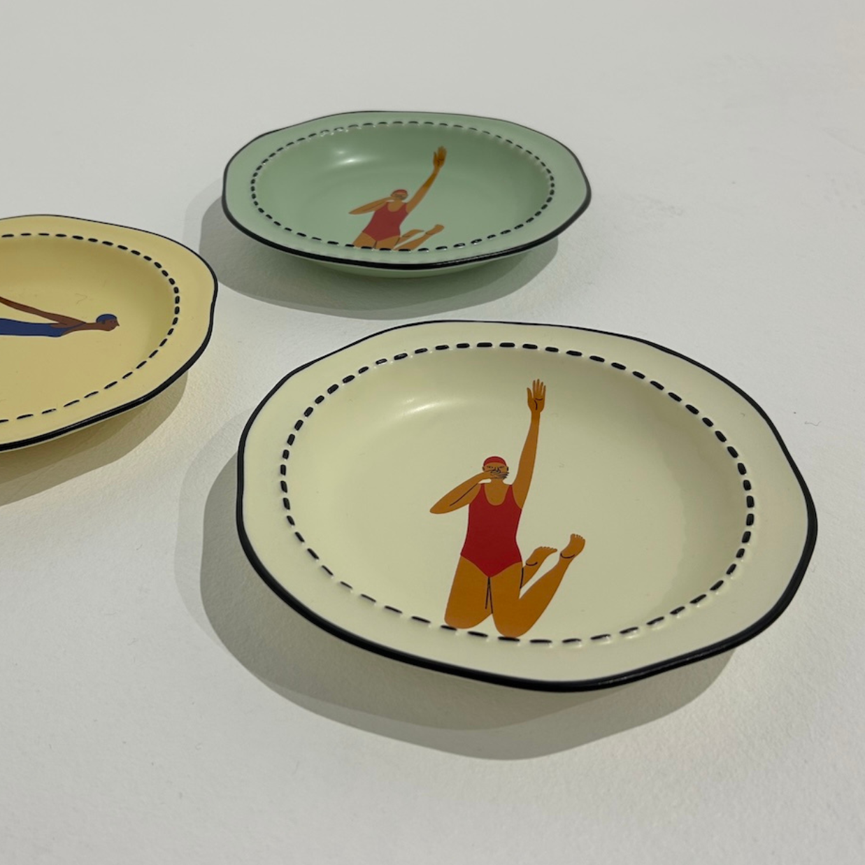 The Jumper | Shallow Bowl