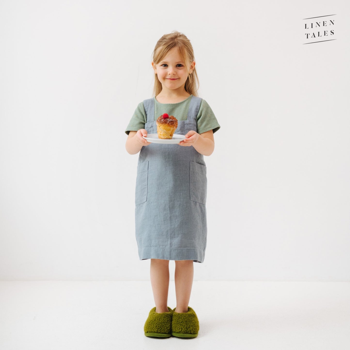 Kids: Pinafore Apron (MOQ Sets of 4)