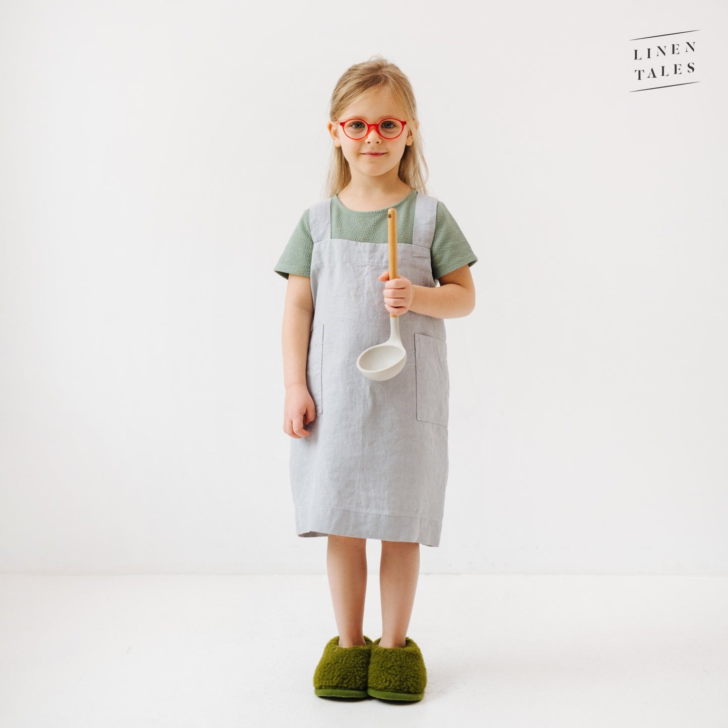 Kids: Pinafore Apron (MOQ Sets of 4)