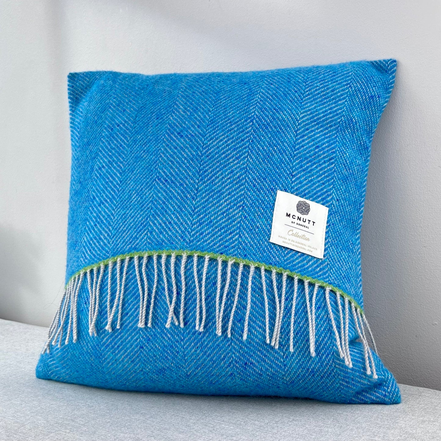 Merino Square Cushion 40x40cm)